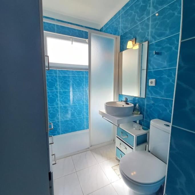 Casa Do Portao Azul - Dourada Apartment Atouguia Da Baleia Exterior foto