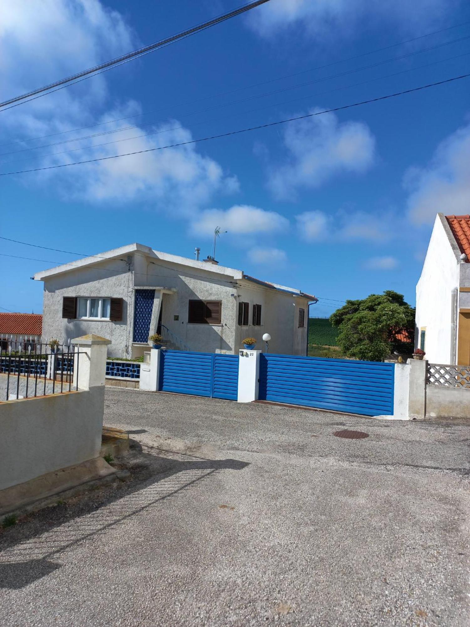 Casa Do Portao Azul - Dourada Apartment Atouguia Da Baleia Exterior foto
