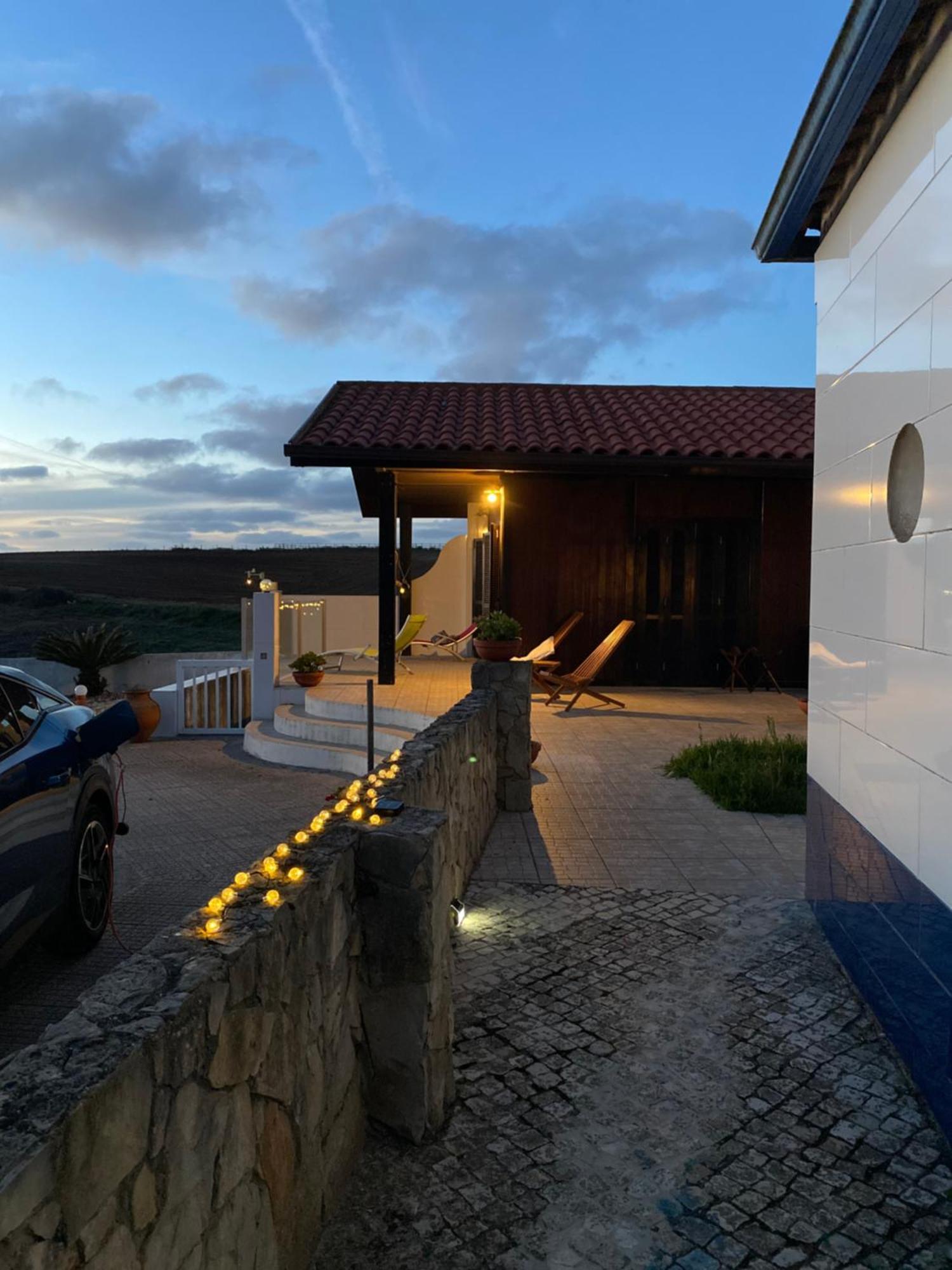 Casa Do Portao Azul - Dourada Apartment Atouguia Da Baleia Exterior foto